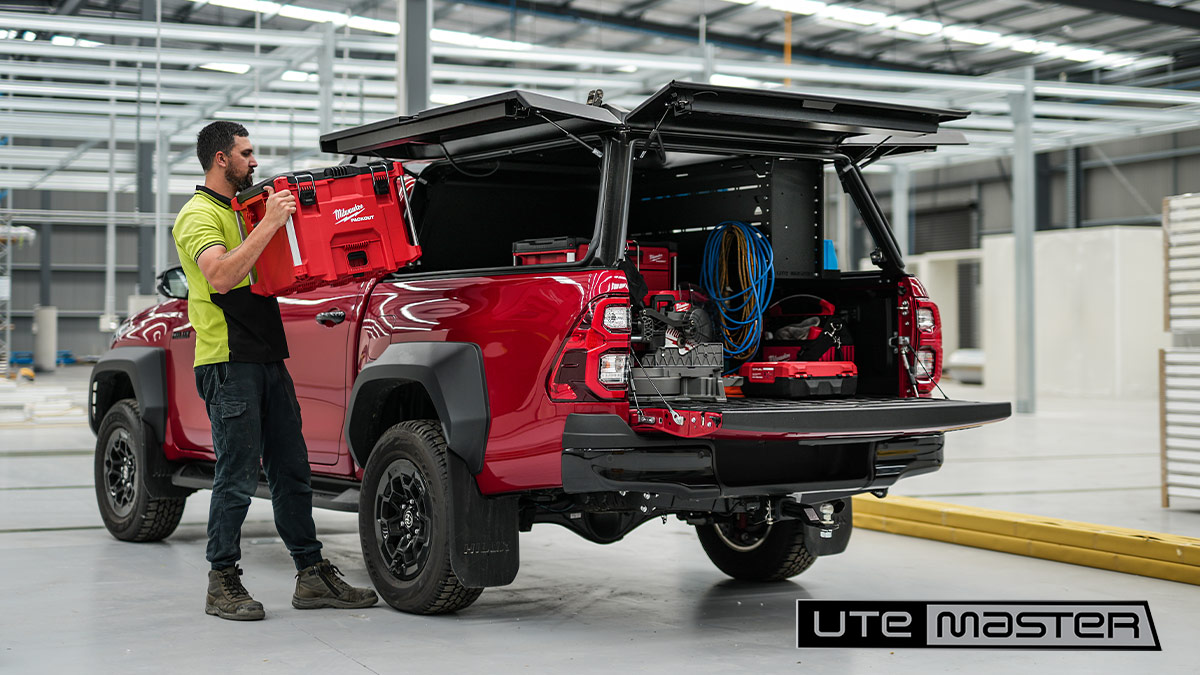 Toyota Hilux Dual Cab GR, Rogue, Rugged X, SR5 (2016-2024) Centurion Canopy - Image 5