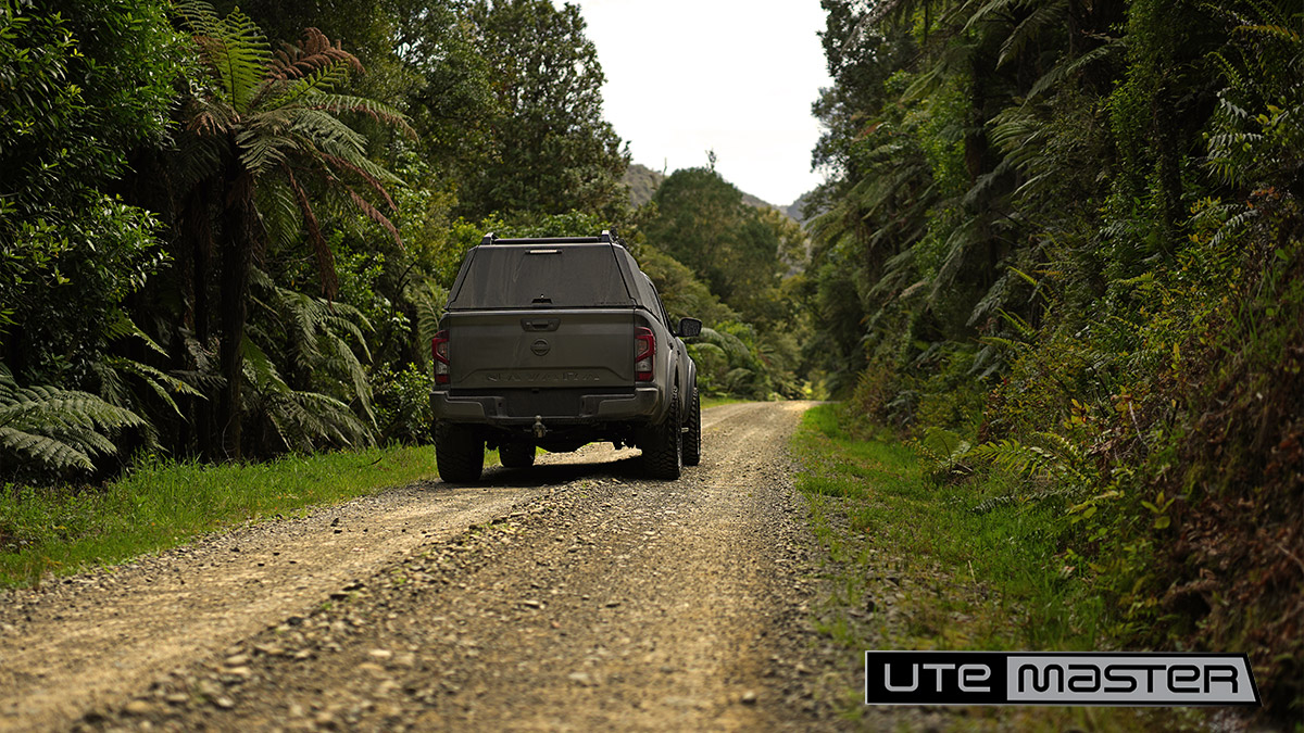 Nissan Navara Dual Cab Pro 4x, ST-X, ST, SL (2021-2024) Centurion Canopy - Image 6